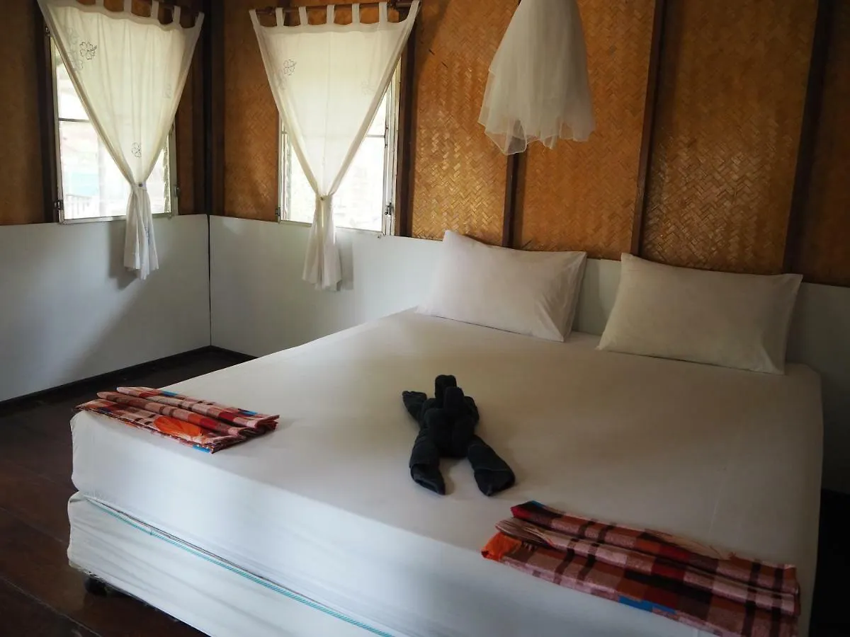 Bluesky Beach Bungalows Koh Lanta 0*,  Thailand