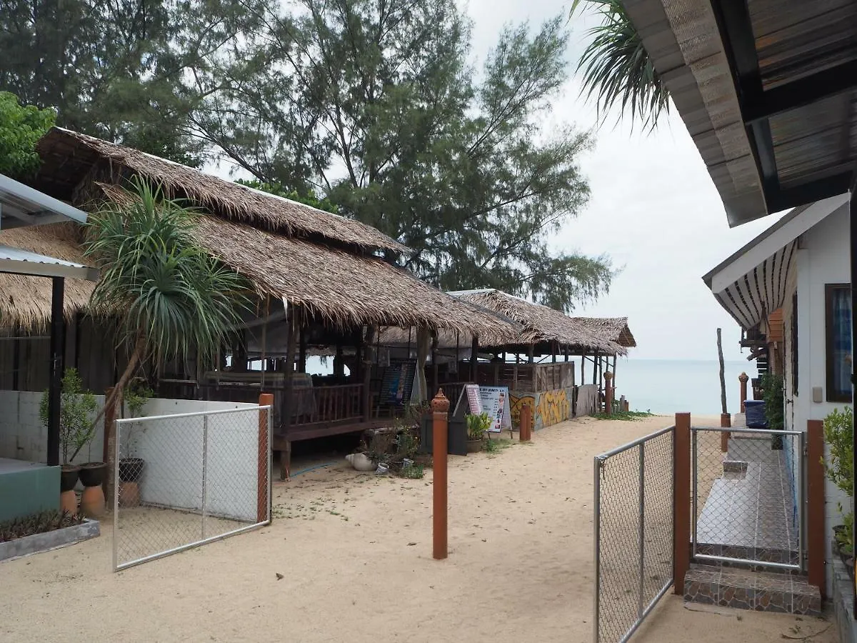 קו לנטה Bluesky Beach Bungalows תאילנד